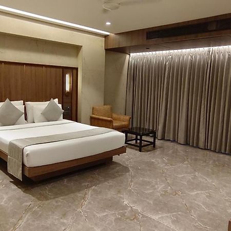 Hotel Archana Residency Bombay Esterno foto