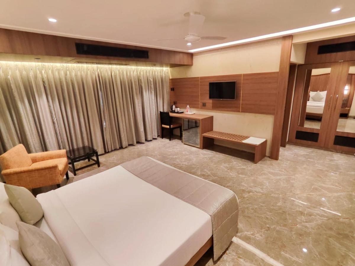 Hotel Archana Residency Bombay Esterno foto