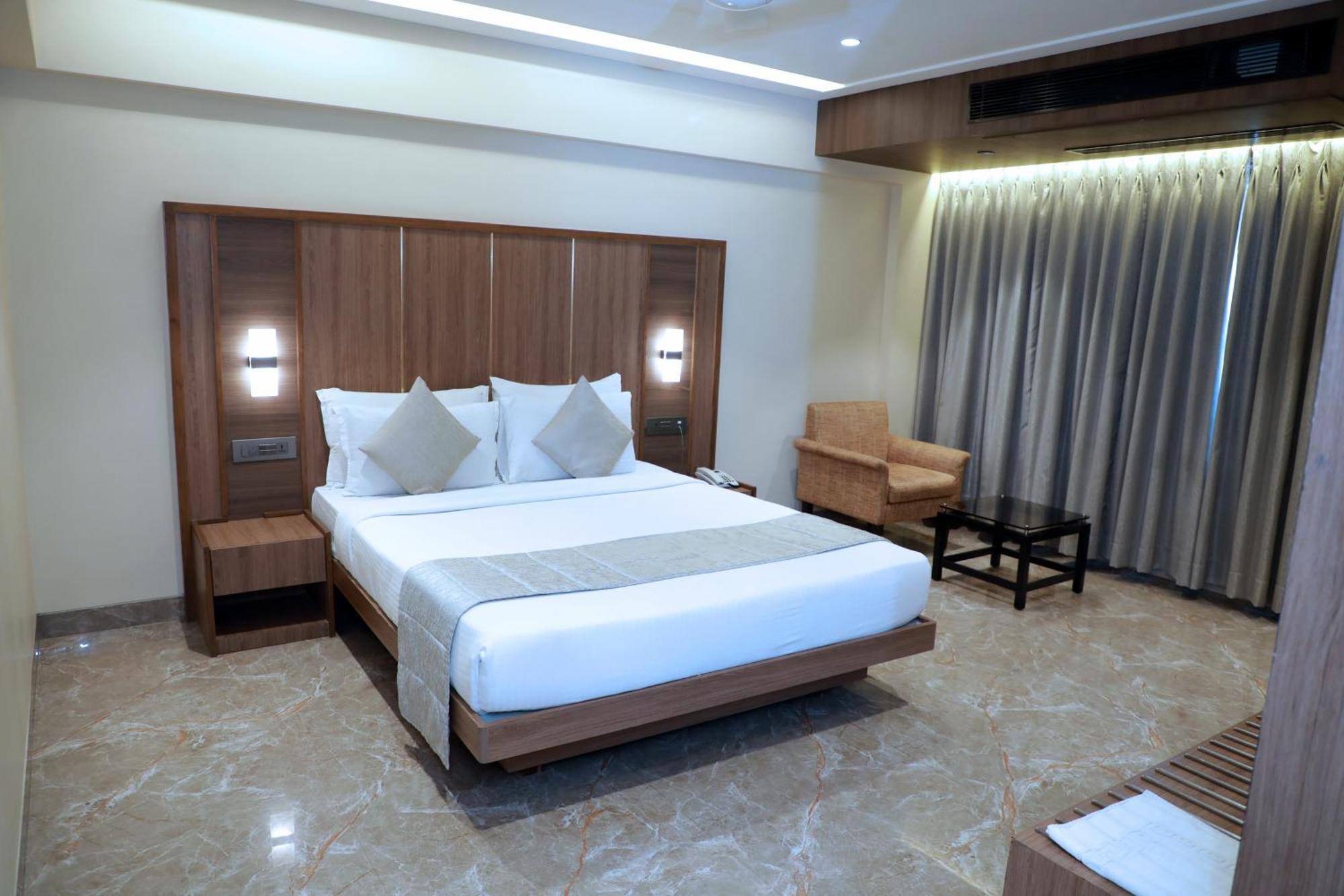 Hotel Archana Residency Bombay Esterno foto