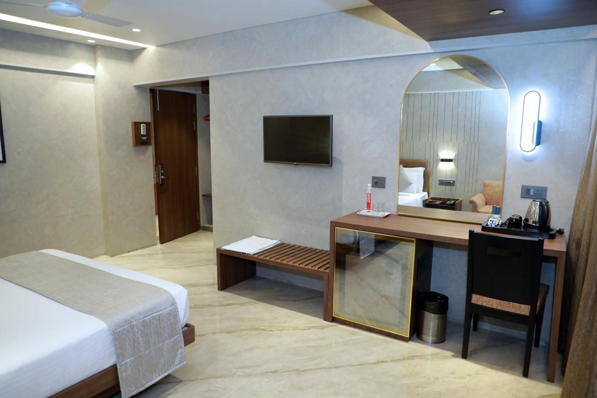 Hotel Archana Residency Bombay Esterno foto
